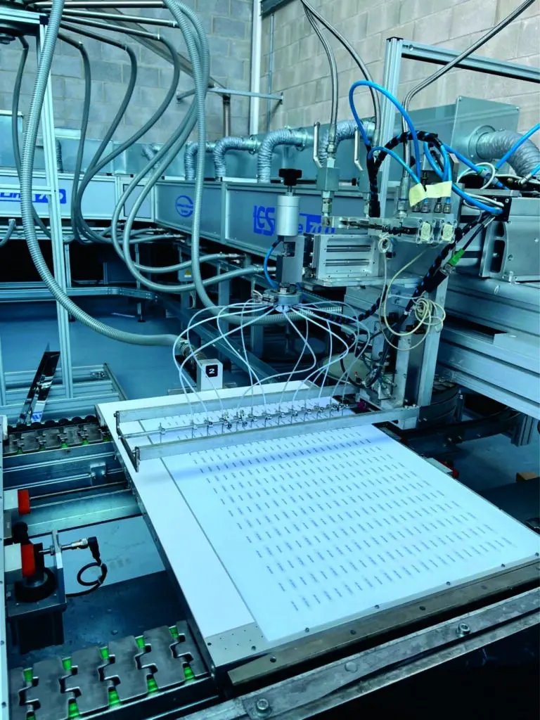 domed label machine